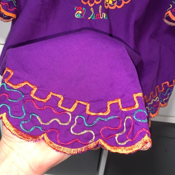 Mexican Peasant Top Embroidered Small - Picture 3 of 4